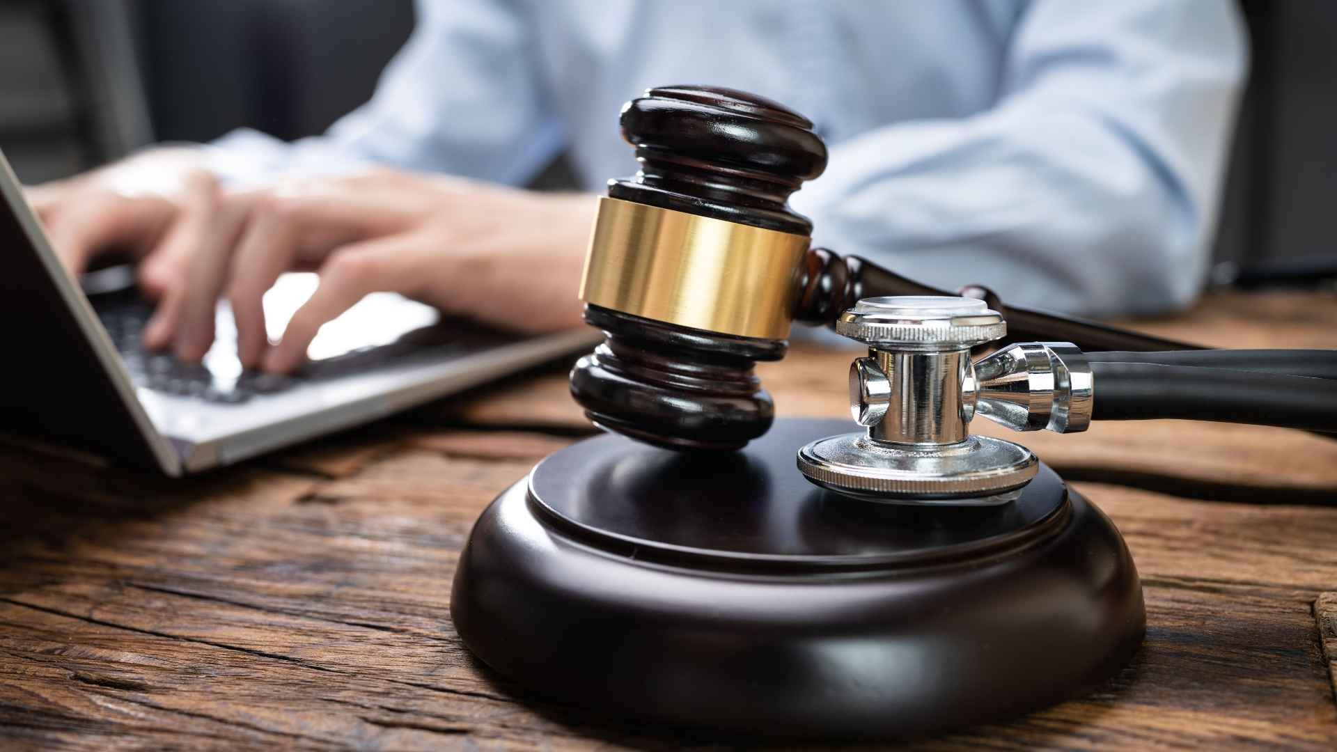 קריטריונים להוכחה בתביעת רשלנות רפואית